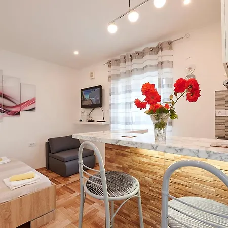 Apartment Lucija