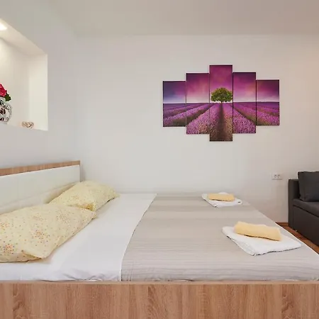 Lucija Apartment