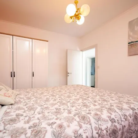 Lucija Apartment Trogir